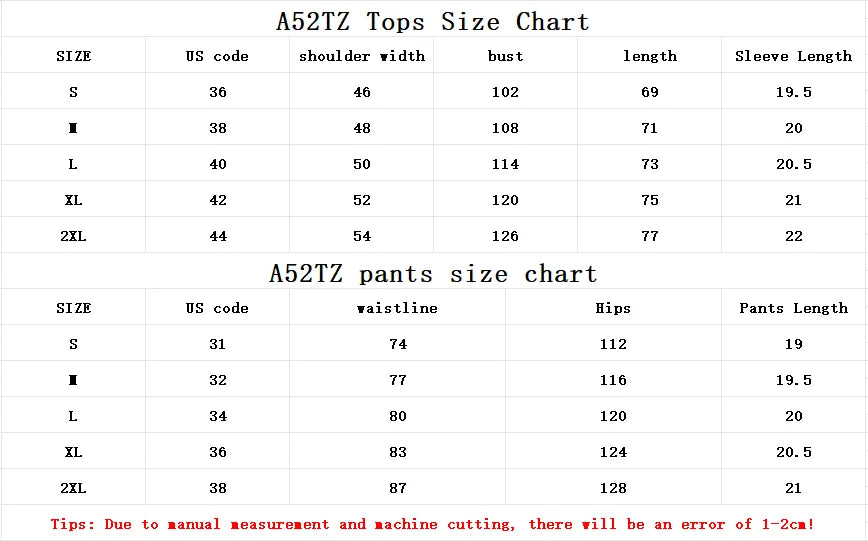 round neck short-sleeved tee-shirt and shorts