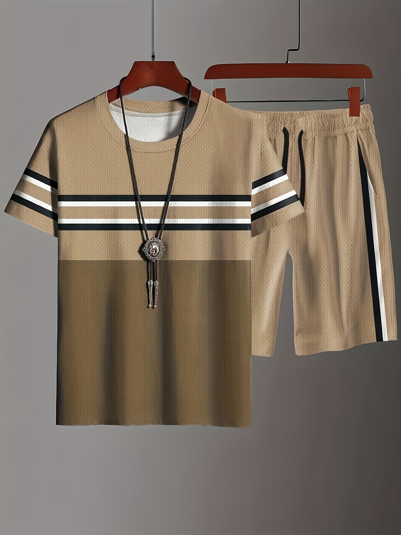Casual short-sleeved T-shirt and short pants set