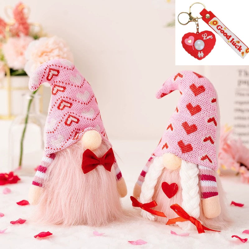 3-Pack Rudolf Dwarf Dolls with Heart Keychains